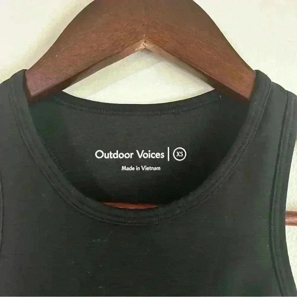 Outdoor Voices Racer Back Sports Bra - Picture 3 of 3